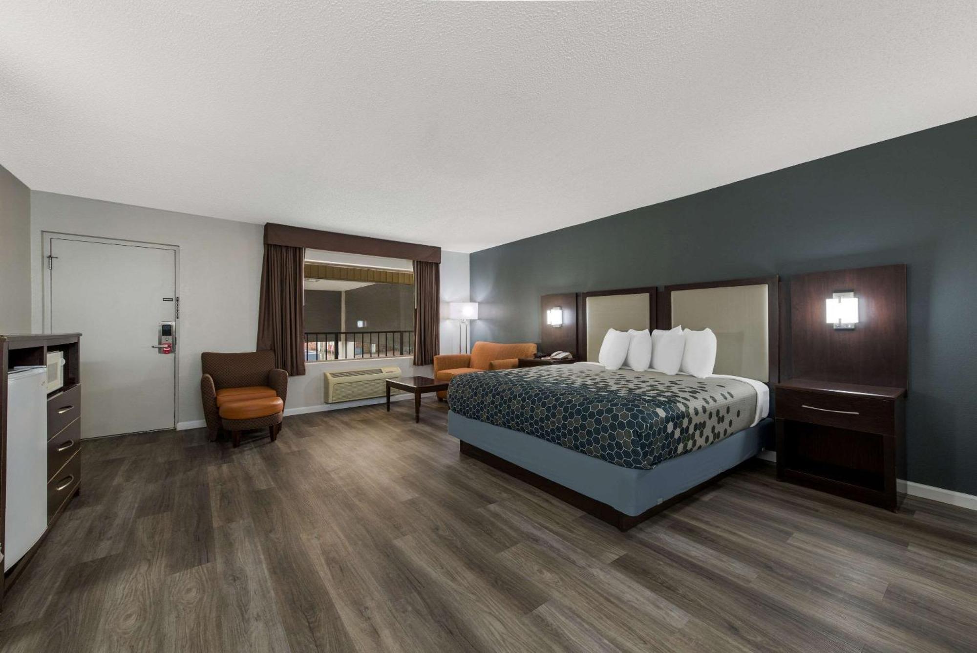 Econo Lodge Cheraw Market Street Buitenkant foto