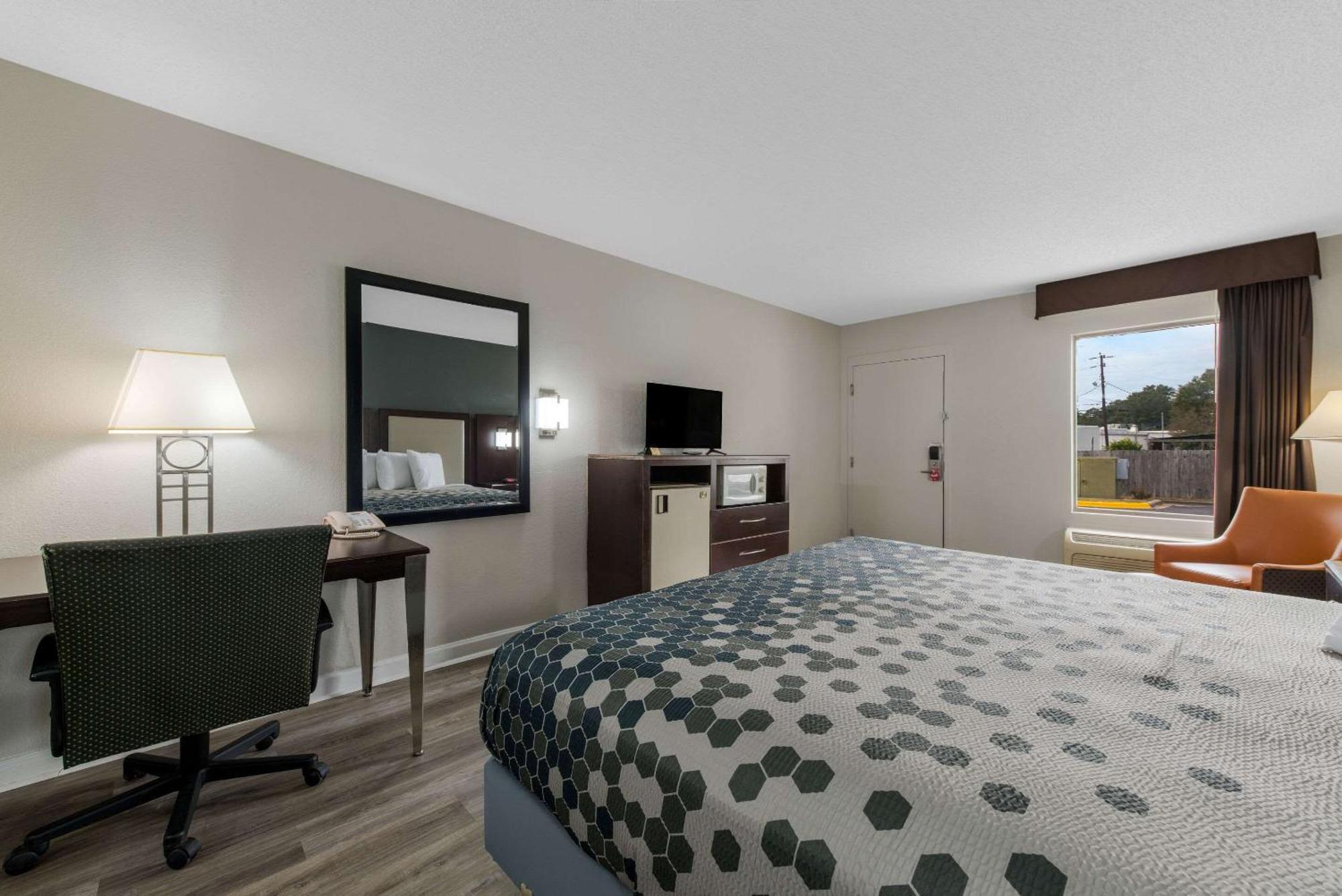Econo Lodge Cheraw Market Street Buitenkant foto