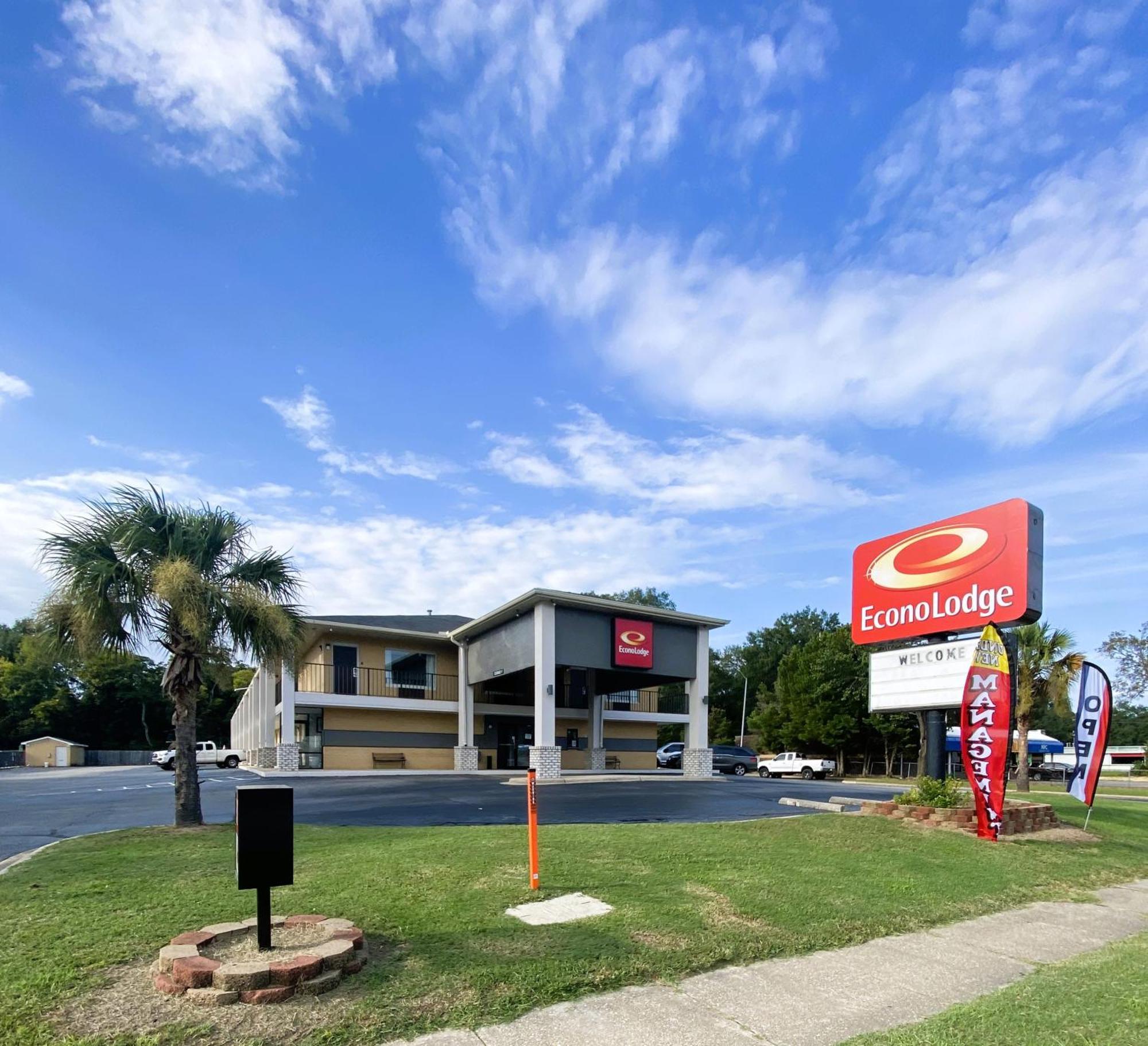 Econo Lodge Cheraw Market Street Buitenkant foto