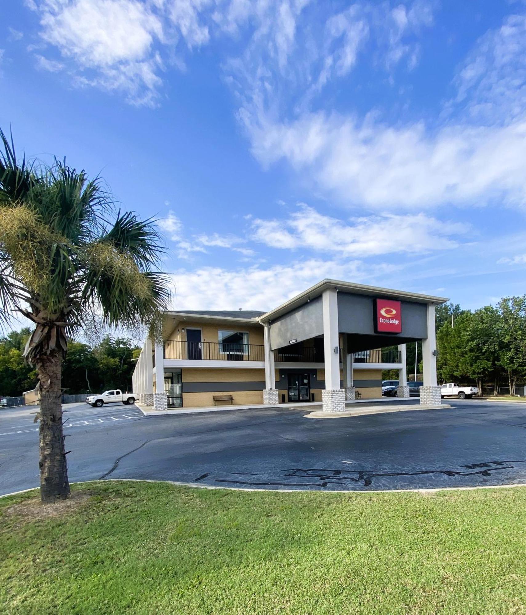 Econo Lodge Cheraw Market Street Buitenkant foto